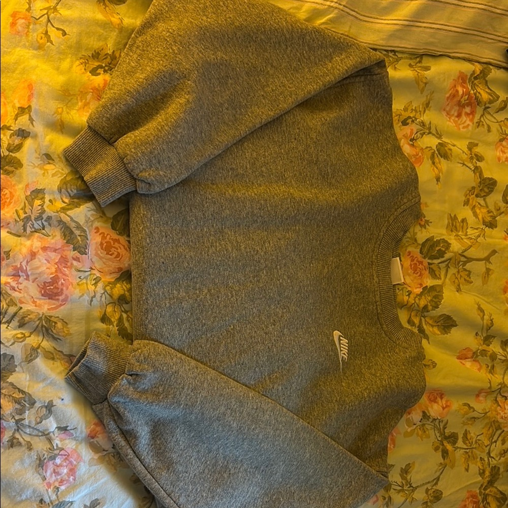 Nike Kids Large Grey Crewneck